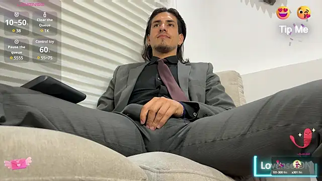 Tom blunt96 online show from February 23, 11:07 am