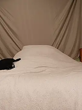 niesmialy39oon online show from November 1, 5:44 am