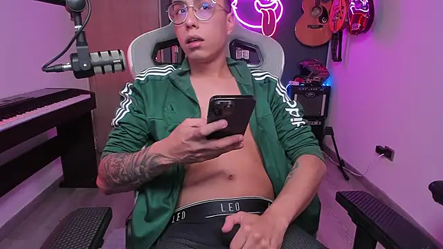 granxarma960 online show from December 21, 5:14 am