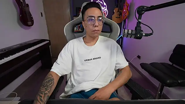 granxarma960 online show from February 22, 3:56 am