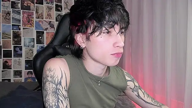 liamelf online show from September 20, 6:57 am