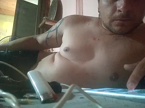 TusOjitosClaros69 online show from January 18, 4:52 am