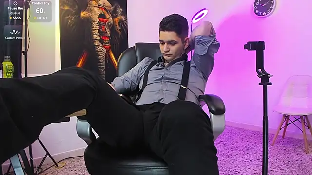 Nicolas Fellener online show from October 6, 6:18 am