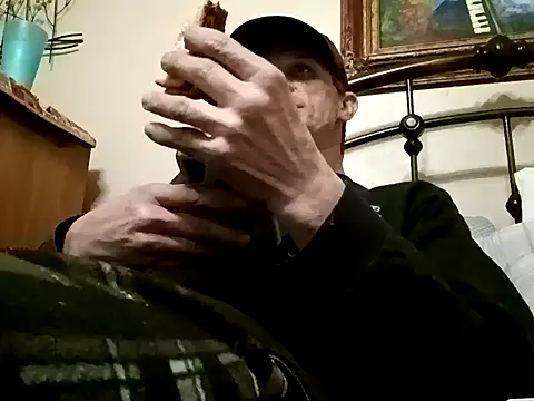 Snapshot of ironwood420 chatting on January 9, 1:35 pm ironwood420 online show from January 9, 1:35 pm