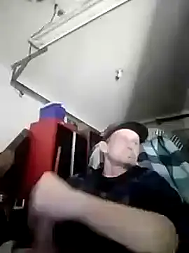 Snapshot of ironwood420 chatting on January 4, 2:04 pm ironwood420 online show from January 4, 2:04 pm