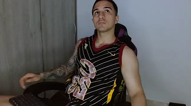 Sisoyalejo420 online show from December 16, 1:53 am