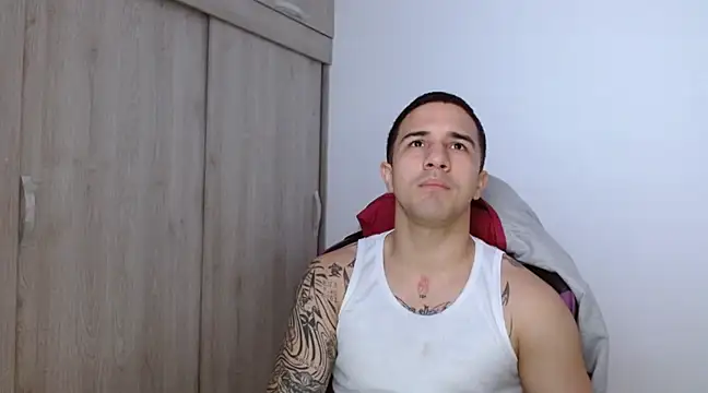 Sisoyalejo420 online show from December 19, 2:12 am