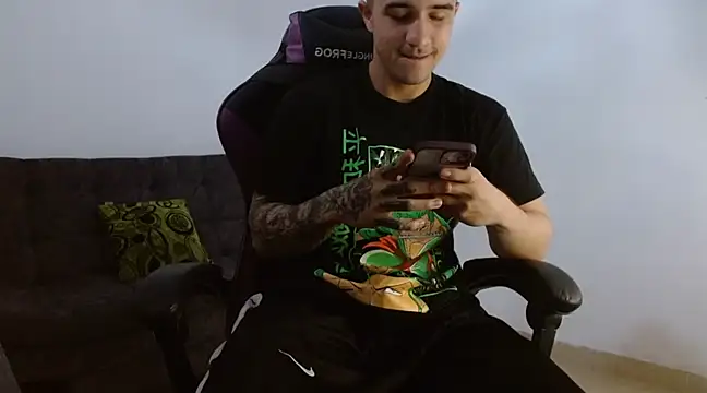 Sisoyalejo420 online show from February 24, 9:31 pm