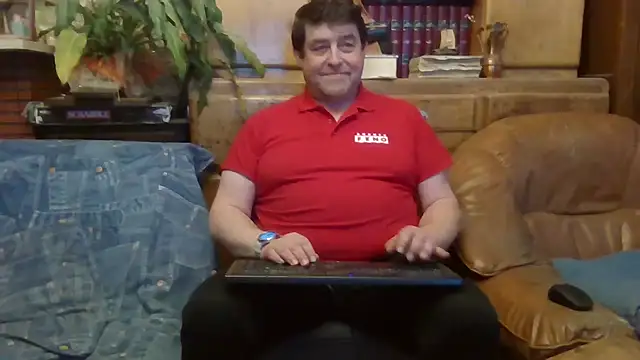 Snapshot of sympatrique chatting on October 12, 4:23 pm sympatrique online show from October 12, 4:23 pm