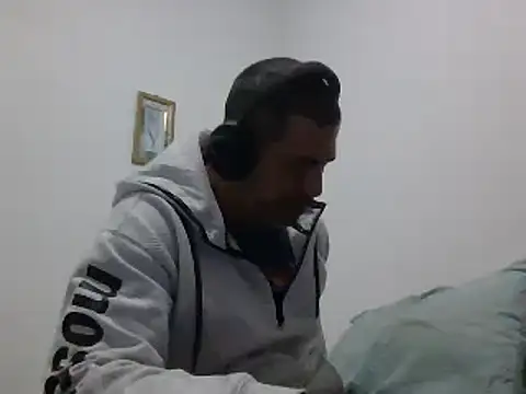 jackbigcock11 online show from December 31, 8:59 am