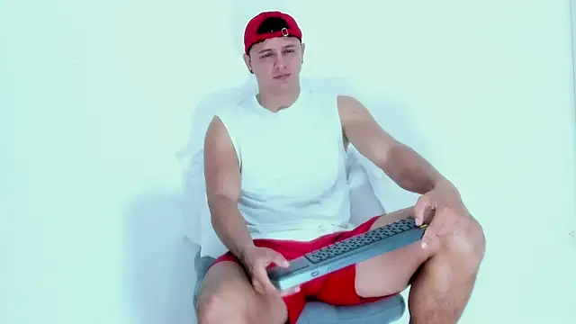 MITCHELL BURNS online show from January 6, 12:13 pm