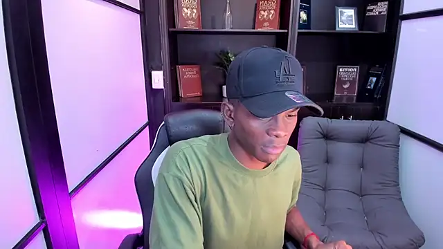 JacksonMuller  online show from October 27, 1:02 pm