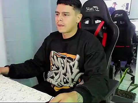 E Moon online show from November 7, 2:59 am