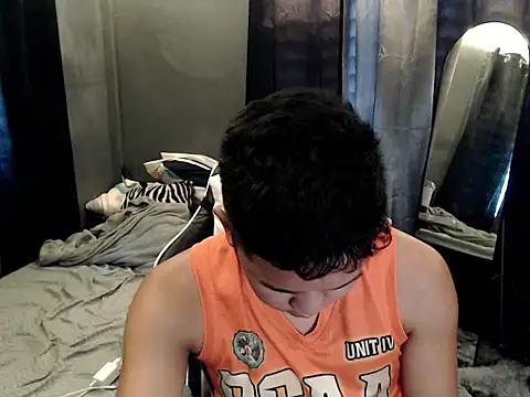 xgregor07 online show from October 6, 7:46 am