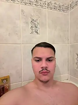 Cocoonefiree online show from March 11, 11:39 am