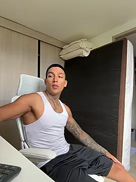 sendfer online show from December 16, 7:43 pm