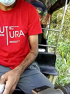 DulajThushara2468 online show from December 23, 3:26 am