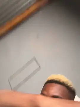 Maskman941 online show from October 13, 10:10 am