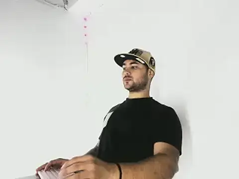 Sebas-hott online show from October 3, 11:43 pm