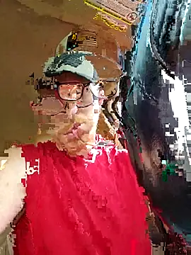 Snapshot of REDHAMMER_ chatting on September 10, 8:51 pm REDHAMMER  online show from September 10, 8:51 pm