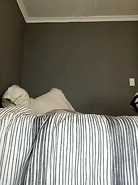 the greatt online show from November 20, 6:24 am