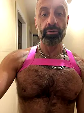 Snapshot of DaddySnowXX chatting on October 26, 2:13 am DaddySnowXX online show from October 26, 2:13 am