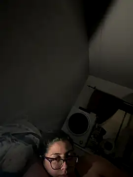 fabvalent online show from November 9, 6:06 am