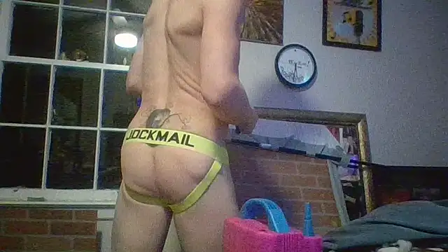 trash4cash online show from February 19, 12:03 am