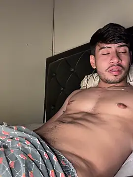 tom thick online show from October 15, 9:33 pm