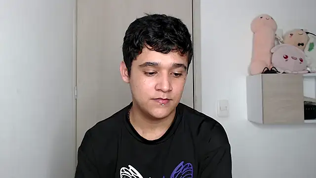 kaiine190 online show from October 22, 10:30 am