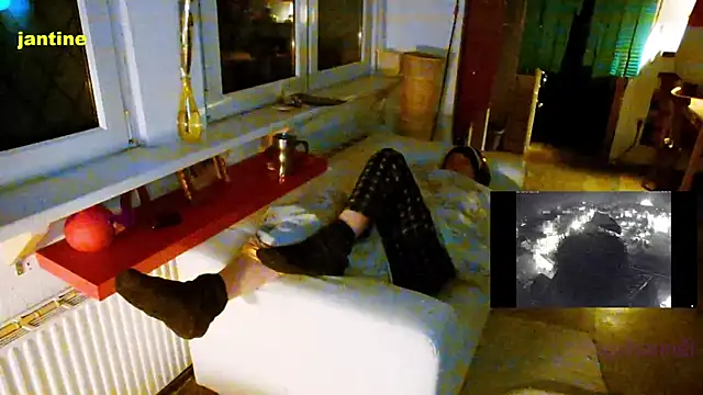 Snapshot of BongChannel chatting on February 10, 5:03 am BongChannel online show from February 10, 5:03 am