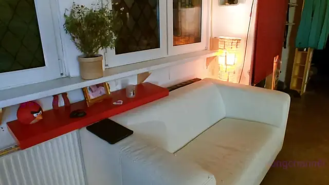 Snapshot of BongChannel chatting on February 2, 6:20 pm BongChannel online show from February 2, 6:20 pm