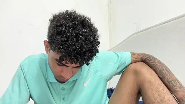 dominic brandd23 online show from September 23, 5:51 am