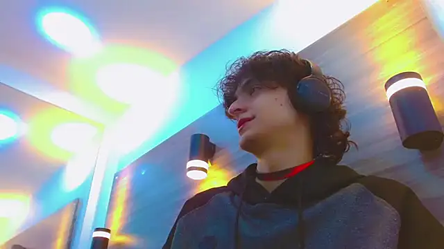 Sr BonnyEthan online show from March 31, 1:02 pm