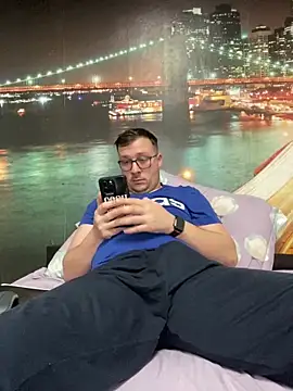 ionut9879 online show from February 26, 12:17 pm