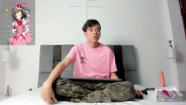 Snapshot of bunny_maxi chatting on December 2, 12:49 pm bunny maxi online show from December 2, 12:49 pm