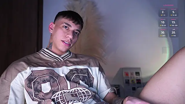 Josep Davies online show from November 25, 1:18 am