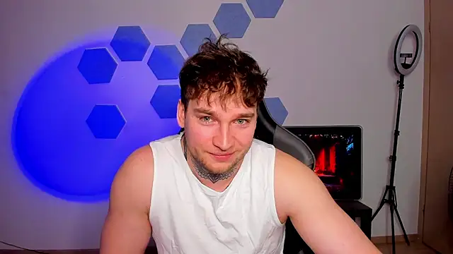 Chris Tyson online show from March 25, 8:40 am