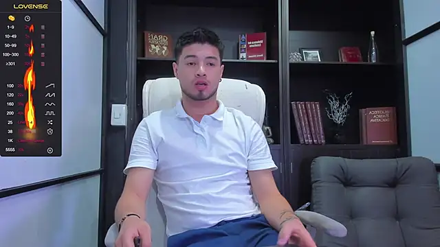 EdwardRoss  online show from January 4, 6:09 pm