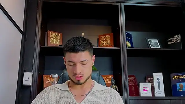 EdwardRoss  online show from October 2, 8:24 pm