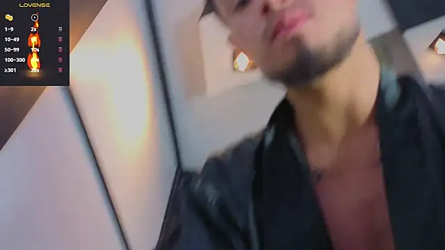 EdwardRoss  online show from September 15, 9:16 pm