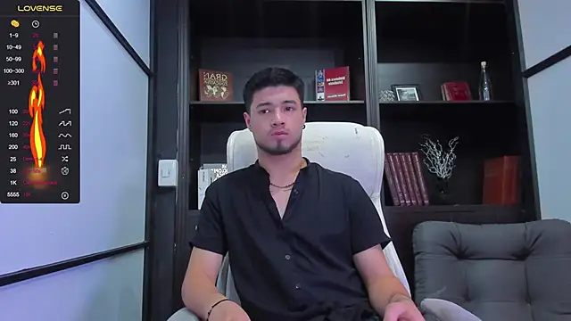 EdwardRoss  online show from January 6, 7:56 pm