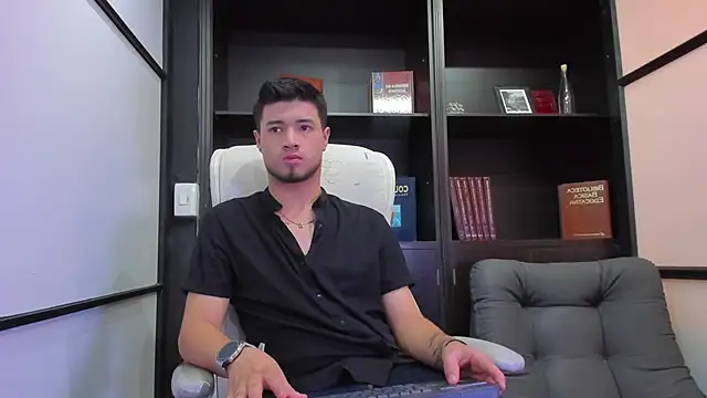 EdwardRoss  online show from January 29, 7:22 pm