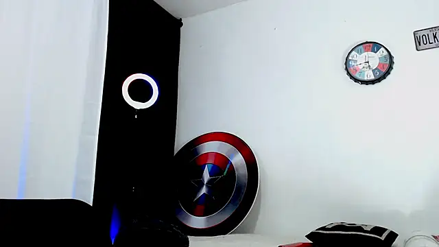 Antonywebb94 online show from July 6, 12:07 am