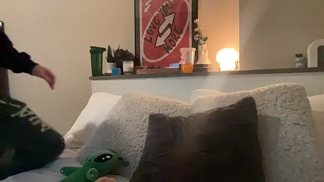 younghungginger online show from December 28, 1:29 am