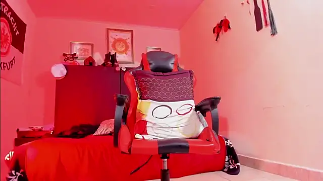 AlejoKhalifa  online show from February 3, 10:09 am