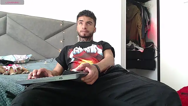 JuanCamiilo 66 online show from March 10, 7:40 pm