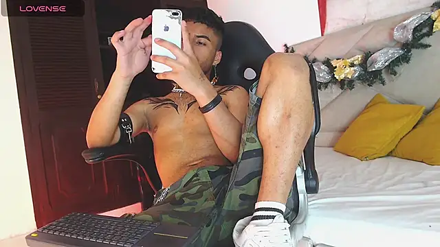 JuanCamiilo 66 online show from December 13, 3:16 am