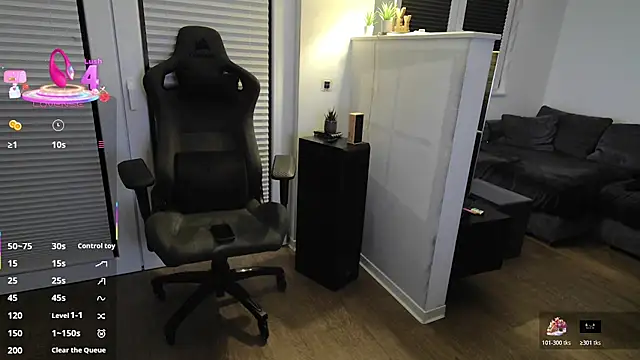 Hot ToyBoy6974 online show from April 1, 3:19 am