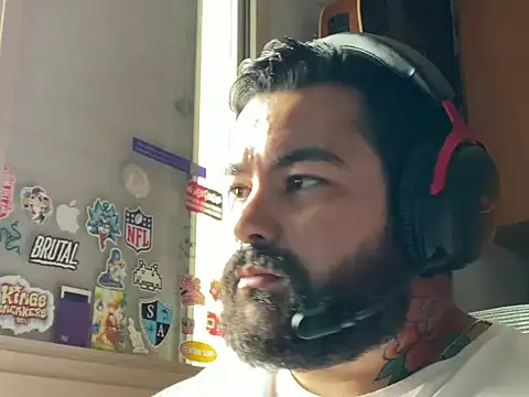 Dziignr online show from October 26, 7:49 pm